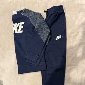 Nike Kids Navy and Gray Sweatpants & Joggers Set